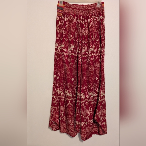 Kathmandu Red Boho Pants Women's Standard Size New With Tags. - Picture 6 of 12